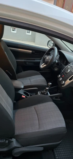 Kia Ceed 1.6d.6ск. | Auto.bg — изображение 10 Kia Ceed 1.6d.6ск. | Auto.bg — изображение 10