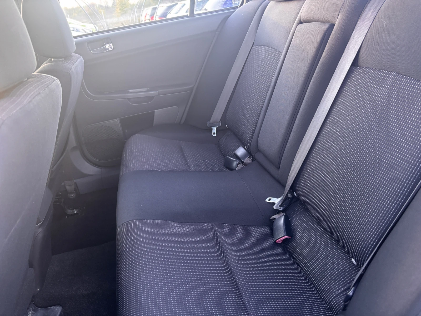 Mitsubishi Lancer 2.0 D-ID 140k - изображение 10 | Auto.bg Mitsubishi Lancer 2.0 D-ID 140k - изображение 10