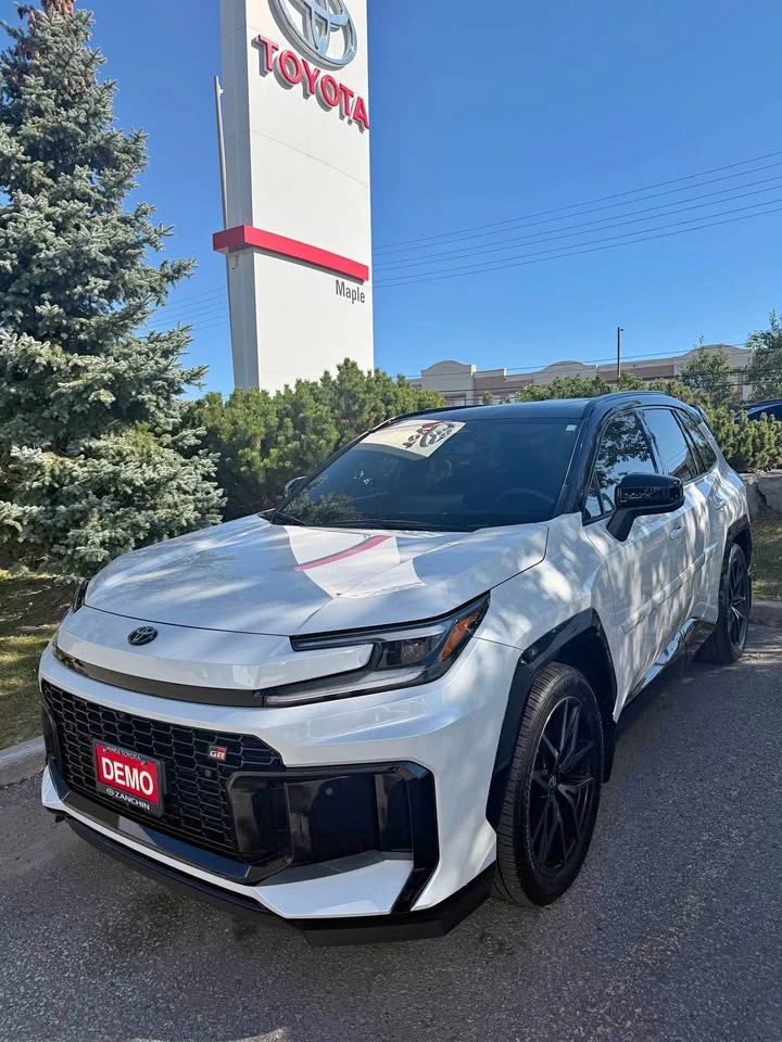 Toyota Rav4 GR SPORT Plug in Hybrid / Автокредит | Auto.bg — изображение 1 Toyota Rav4 GR SPORT Plug in Hybrid / Автокредит | Auto.bg — изображение 1