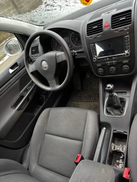 VW Golf 1.4 - 3200 € / 6258.66 лв. - 23126119 12 | Car24.bg VW Golf 1.4 - 3200 € / 6258.66 лв. - 23126119 12