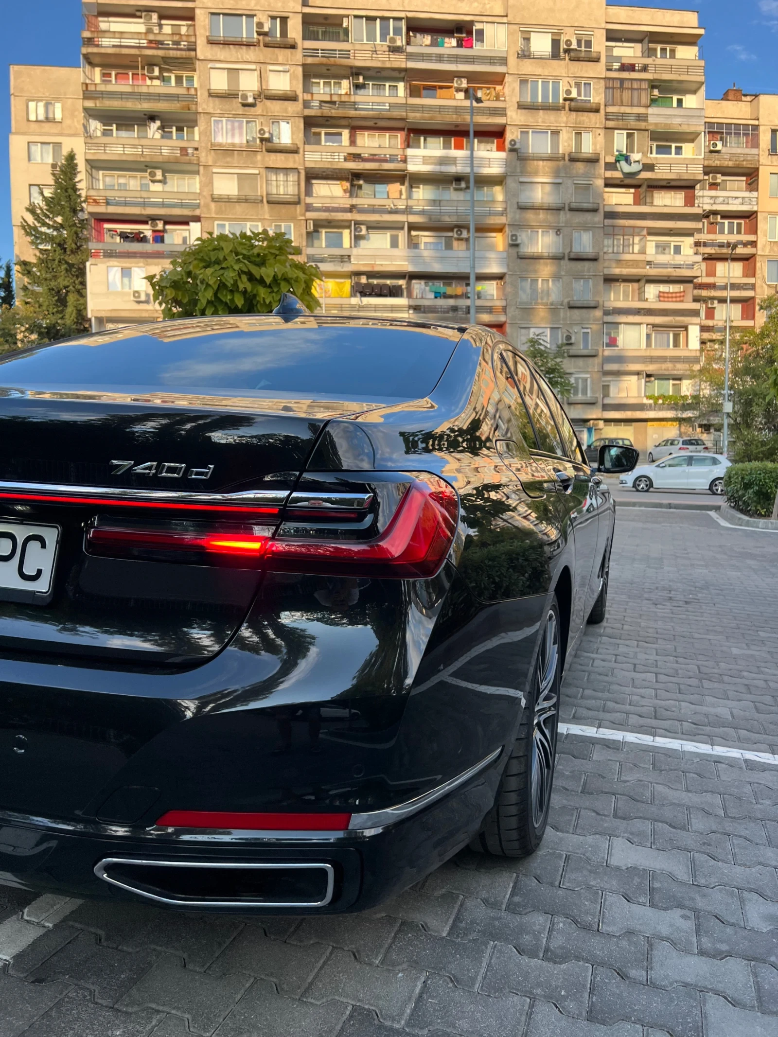 BMW 740 X Drive Harman HUD LASER - изображение 6 | Auto.bg BMW 740 X Drive Harman HUD LASER - изображение 6