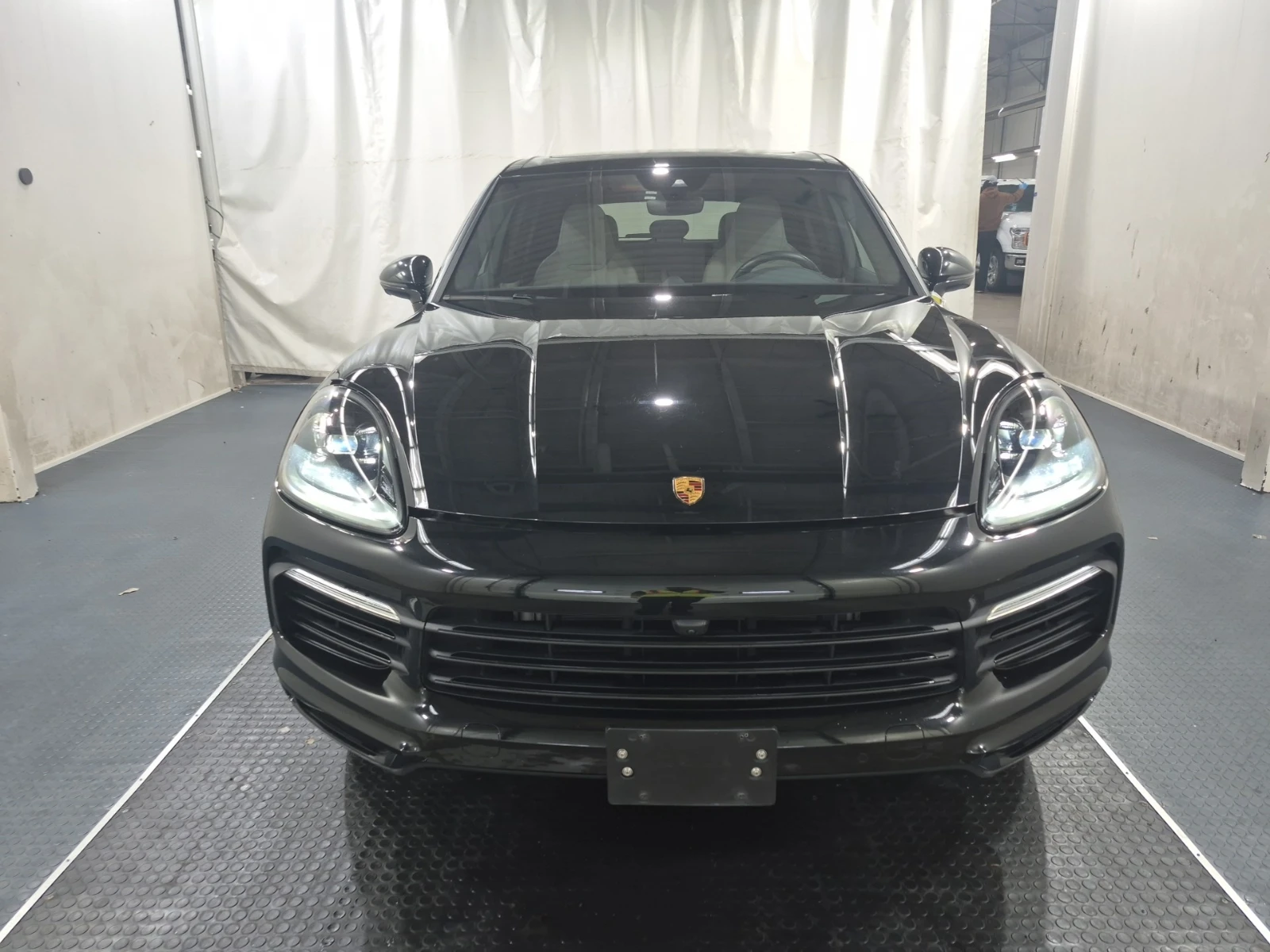 Porsche Cayenne * CARFAX * БЕЗ ПЪРВОНАЧАЛНА ВНОСКА - изображение 2 | Auto.bg Porsche Cayenne * CARFAX * БЕЗ ПЪРВОНАЧАЛНА ВНОСКА - изображение 2