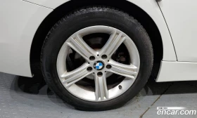 BMW 320 320i - 9690 € - 23455201 5 | Car24.bg BMW 320 320i - 9690 € - 23455201 5