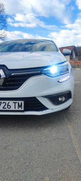 Renault Megane 1.6 - Car24.bg Renault Megane 1.6