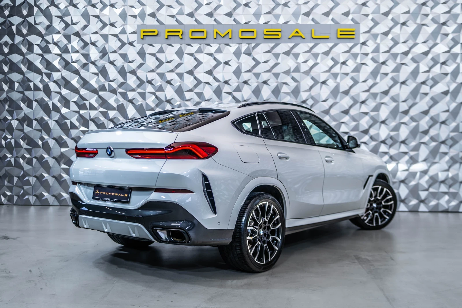 BMW X6 xDrive30d * M-Sport* Лизинг - изображение 4 | Auto.bg BMW X6 xDrive30d * M-Sport* Лизинг - изображение 4