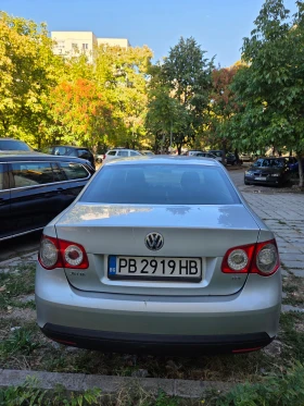VW Jetta V | Auto.bg — изображение 5 VW Jetta V | Auto.bg — изображение 5