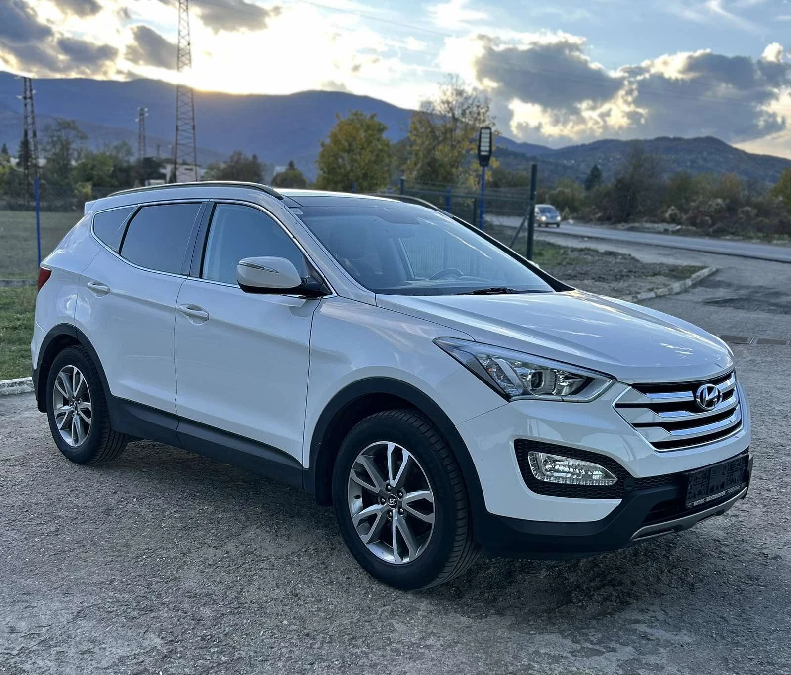 Hyundai Santa fe 2.0crdi, 150кс - изображение 3 | Auto.bg Hyundai Santa fe 2.0crdi, 150кс - изображение 3