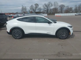 Ford Mustang Mach-E Premium | Auto.bg — изображение 13 Ford Mustang Mach-E Premium | Auto.bg — изображение 13