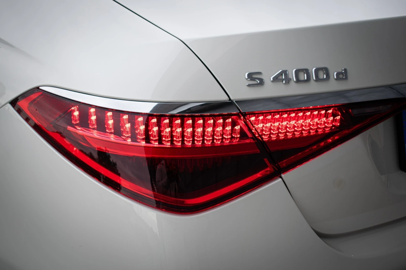 Mercedes-Benz S 400 Long AMG line 3D Head-up* burmaster* pano - изображение 5 | Auto.bg Mercedes-Benz S 400 Long AMG line 3D Head-up* burmaster* pano - изображение 5