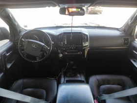 Toyota Land cruiser 4.5 D4D/Пълна Сервизна История/Facelift/360/JBL | Auto.bg — изображение 6 Toyota Land cruiser 4.5 D4D/Пълна Сервизна История/Facelift/360/JBL | Auto.bg — изображение 6