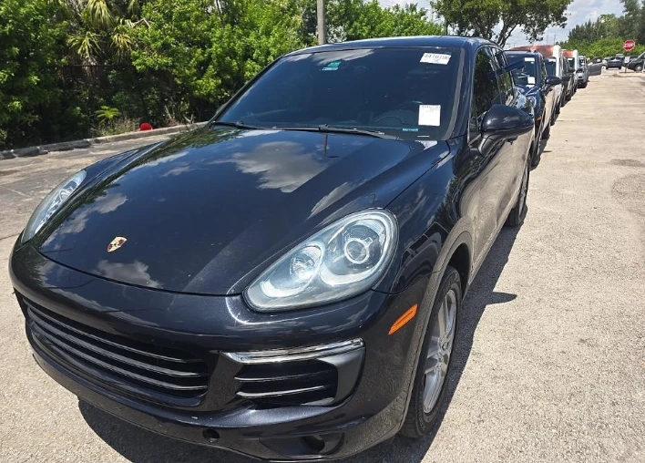 Porsche Cayenne * BOSE* Obduh* LANE CHANGE ASSIST* Distronic* | Auto.bg — изображение 1 Porsche Cayenne * BOSE* Obduh* LANE CHANGE ASSIST* Distronic* | Auto.bg — изображение 1