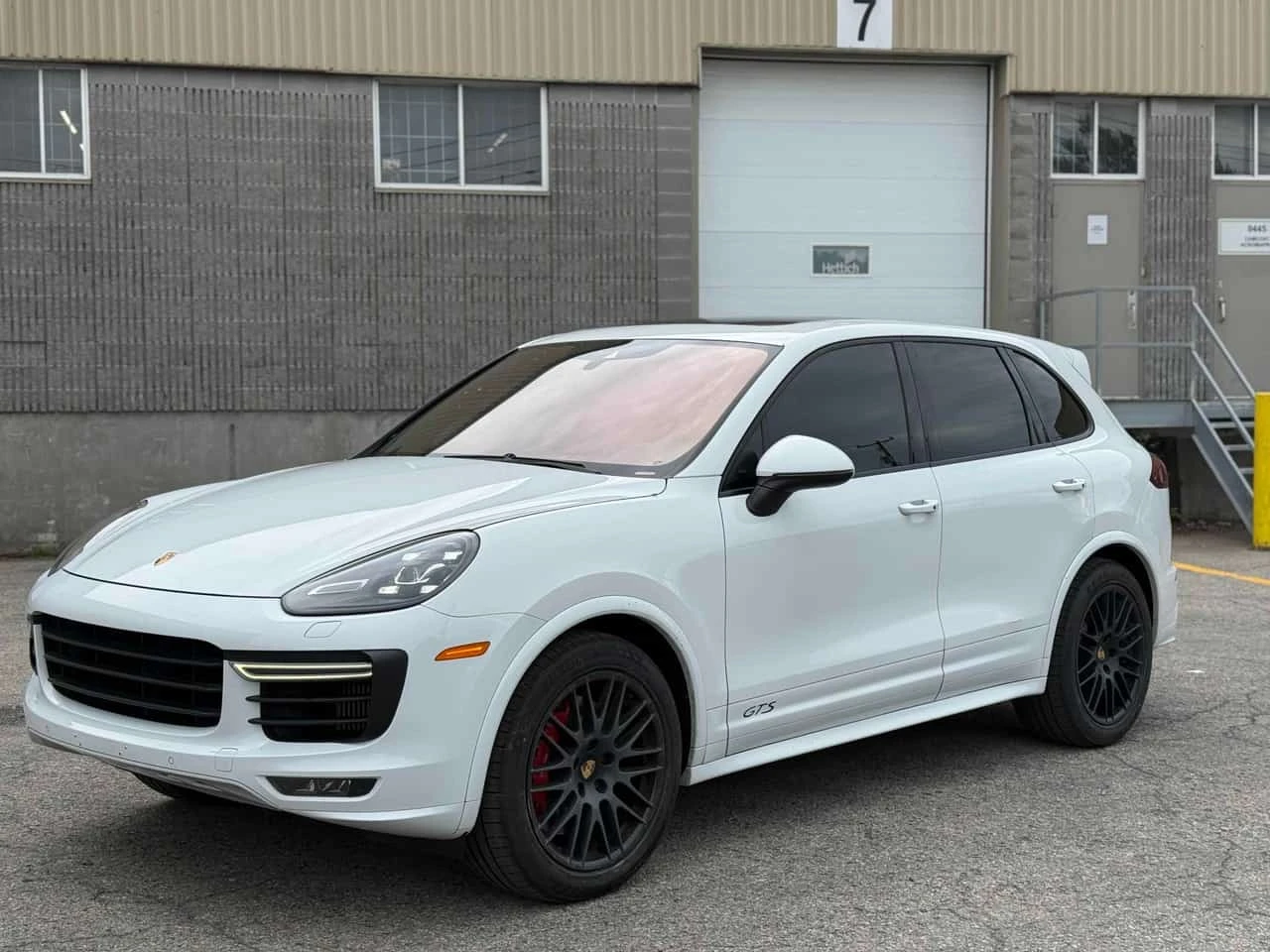 Porsche Cayenne * GTS * CARFAX * ПАНОРАМА * BOSE * CARPLAY * | Auto.bg — изображение 1 Porsche Cayenne * GTS * CARFAX * ПАНОРАМА * BOSE * CARPLAY * | Auto.bg — изображение 1