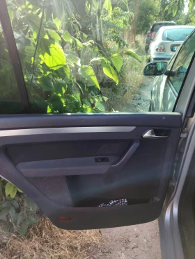 VW Touran undefined | Auto.bg — изображение 9 VW Touran undefined | Auto.bg — изображение 9