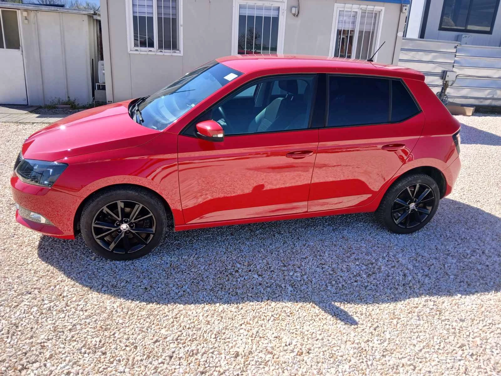 Skoda Fabia undefined | Auto.bg — изображение 1 Skoda Fabia undefined | Auto.bg — изображение 1
