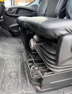 Iveco 35c18 3.0* HI-MATIC* БОРД* КЛИМА* ТОРСИОН* до 3.5т | Auto.bg — изображение 8 Iveco 35c18 3.0* HI-MATIC* БОРД* КЛИМА* ТОРСИОН* до 3.5т | Auto.bg — изображение 8