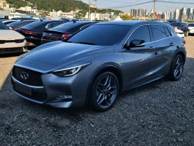 Снимка Infiniti Q30