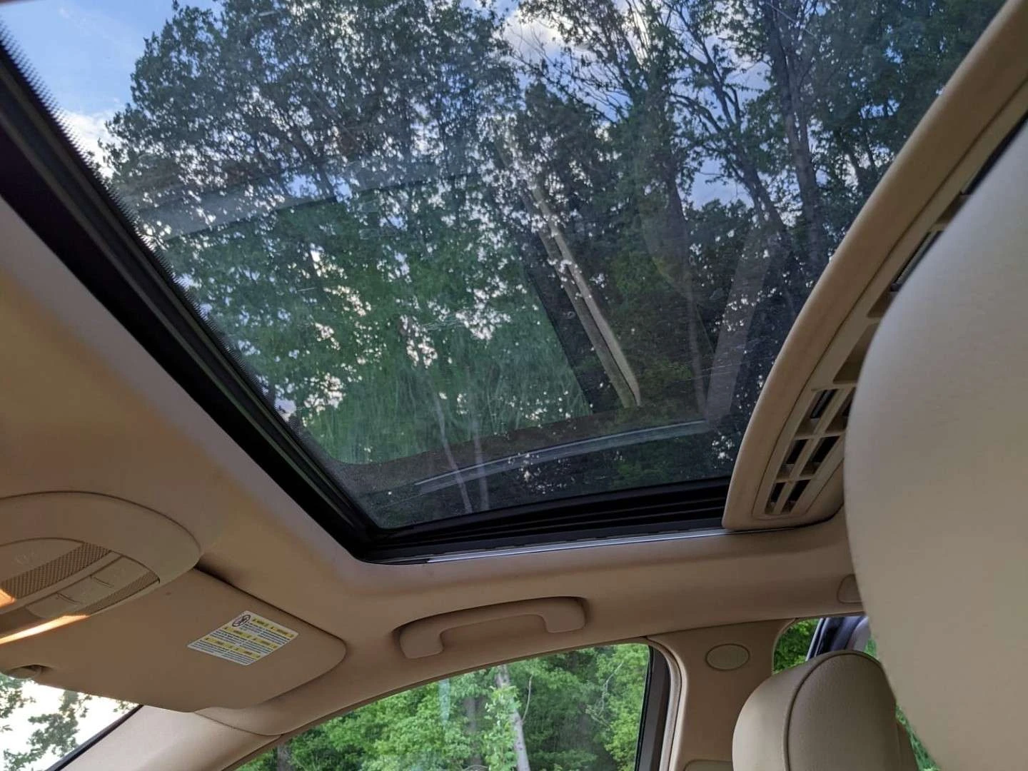 Mercedes-Benz ML 350 най-големият пакет екстри за това изпълнение - изображение 9 | Auto.bg Mercedes-Benz ML 350 най-големият пакет екстри за това изпълнение - изображение 9