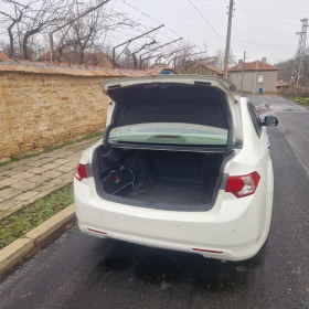 Honda Accord с камера - 5100 € / 9974.73 лв. - 89817568 4 | Car24.bg Honda Accord с камера - 5100 € / 9974.73 лв. - 89817568 4