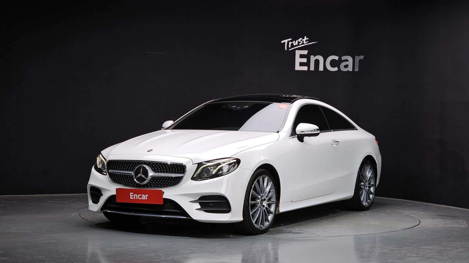 Mercedes-Benz E 400 4MATIC Coupe | HUD | 360 | Burmester | Auto.bg — изображение 1 Mercedes-Benz E 400 4MATIC Coupe | HUD | 360 | Burmester | Auto.bg — изображение 1