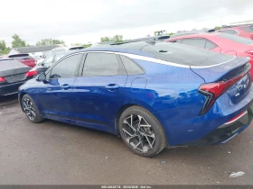 Снимка Kia K5
