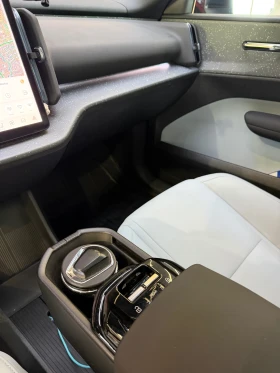 Volvo EX30 69 kw * 4X4 * ГАРАНЦИЯ * ПАНОРАМА * | Auto.bg — изображение 8 Volvo EX30 69 kw * 4X4 * ГАРАНЦИЯ * ПАНОРАМА * | Auto.bg — изображение 8