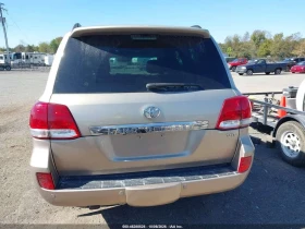 Toyota Land cruiser 5.7 V8 * 7 МЕСТЕН * CARFAX * | Auto.bg — изображение 6 Toyota Land cruiser 5.7 V8 * 7 МЕСТЕН * CARFAX * | Auto.bg — изображение 6