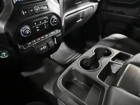 Chevrolet Silverado 1500* TRAIL BOSS* Z71* REMOTE START | Auto.bg — изображение 13 Chevrolet Silverado 1500* TRAIL BOSS* Z71* REMOTE START | Auto.bg — изображение 13