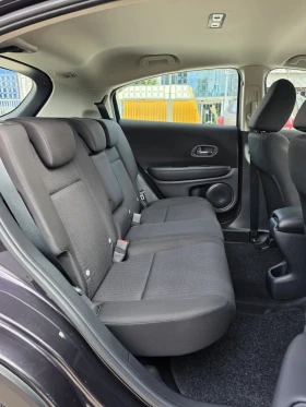 Honda Hr-v 1.5i-VTEC Първи собственик, Пълна история в ХОНДА | Auto.bg — изображение 12 Honda Hr-v 1.5i-VTEC Първи собственик, Пълна история в ХОНДА | Auto.bg — изображение 12