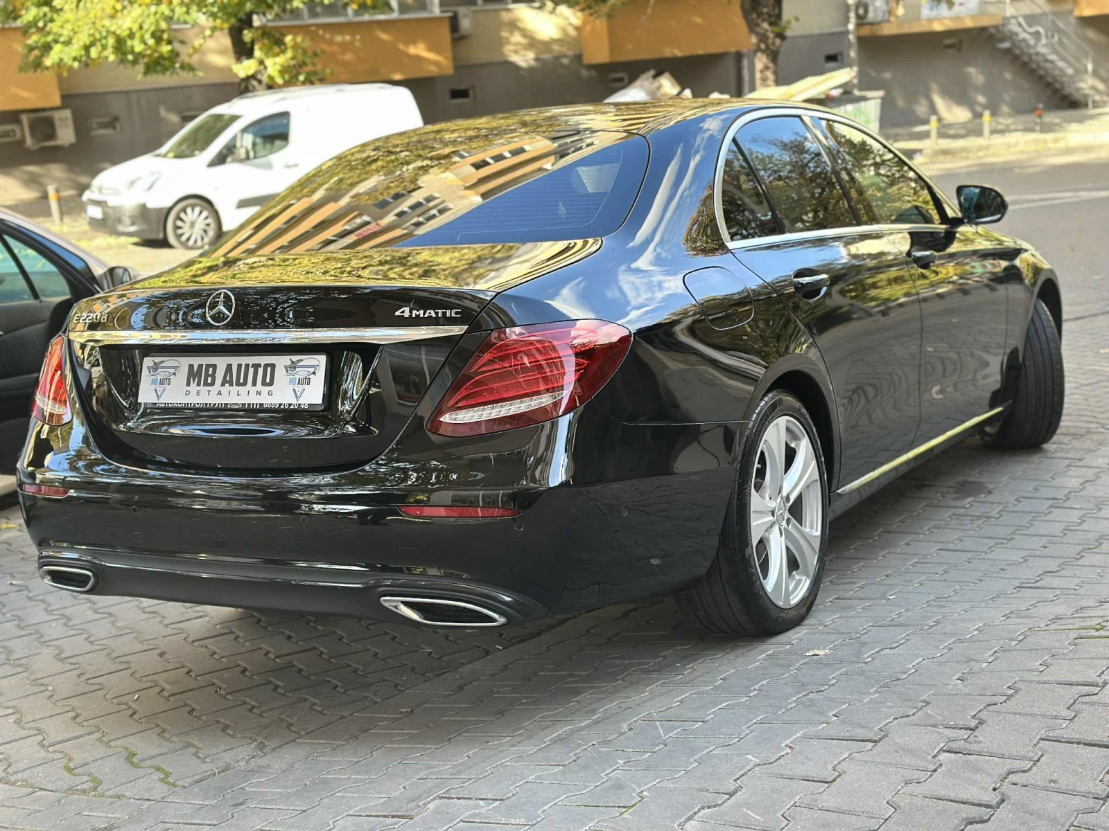 Mercedes-Benz E 220 d 4Matic TOP! - изображение 7 | Auto.bg Mercedes-Benz E 220 d 4Matic TOP! - изображение 7