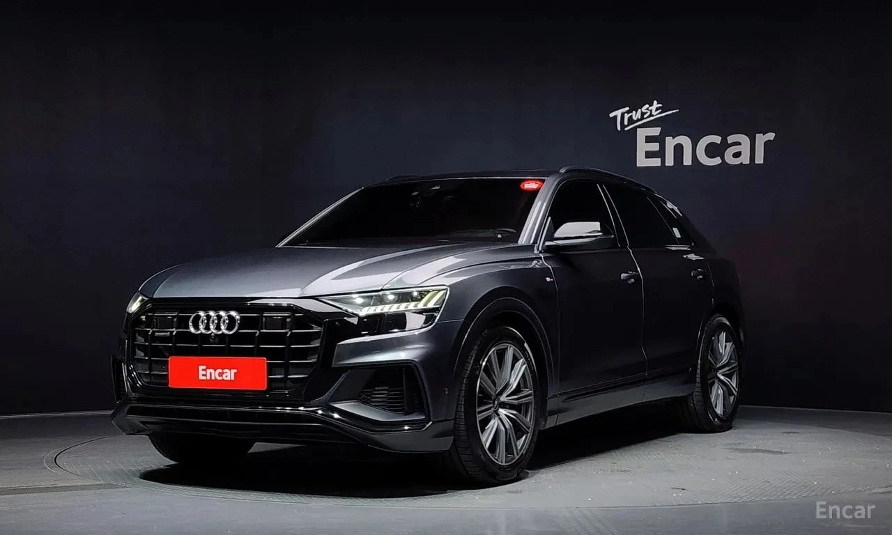 Audi Q8 / 55 TFSI / ДИСТРОНИК / ОБДУХВАНЕ / ХЕД-ЪП / 360 | Auto.bg — изображение 1 Audi Q8 / 55 TFSI / ДИСТРОНИК / ОБДУХВАНЕ / ХЕД-ЪП / 360 | Auto.bg — изображение 1