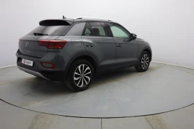 VW T-Roc STYLE / 4MOTION / DIGITAL / DISTRONIC - 49900 лв. / 25513.46 € - 34184891 6 | Car24.bg VW T-Roc STYLE / 4MOTION / DIGITAL / DISTRONIC - 49900 лв. / 25513.46 € - 34184891 6