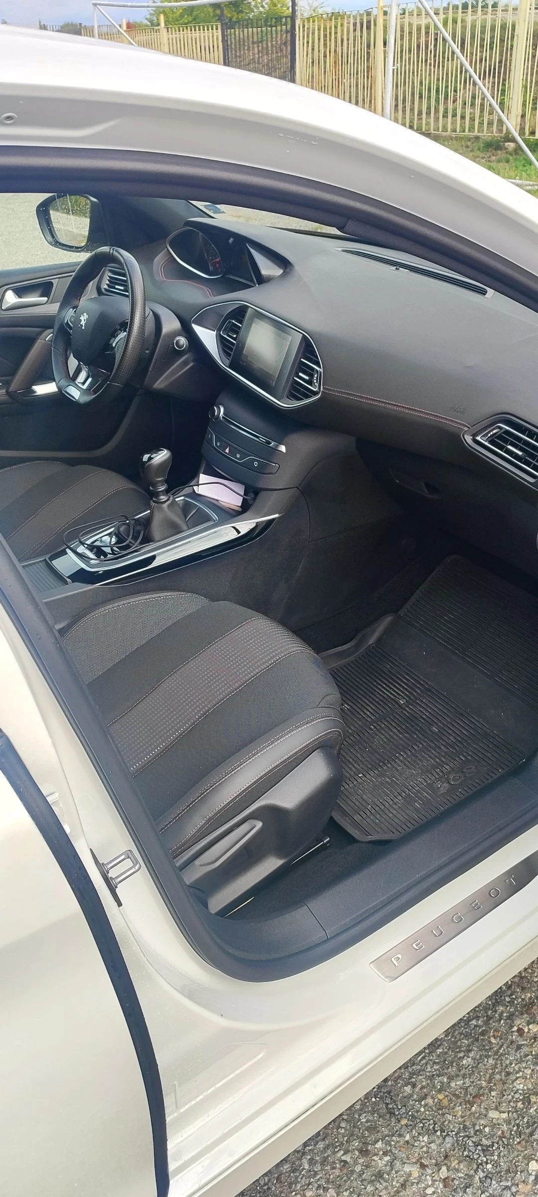 Peugeot 308 GT LIne - изображение 7 | Auto.bg Peugeot 308 GT LIne - изображение 7