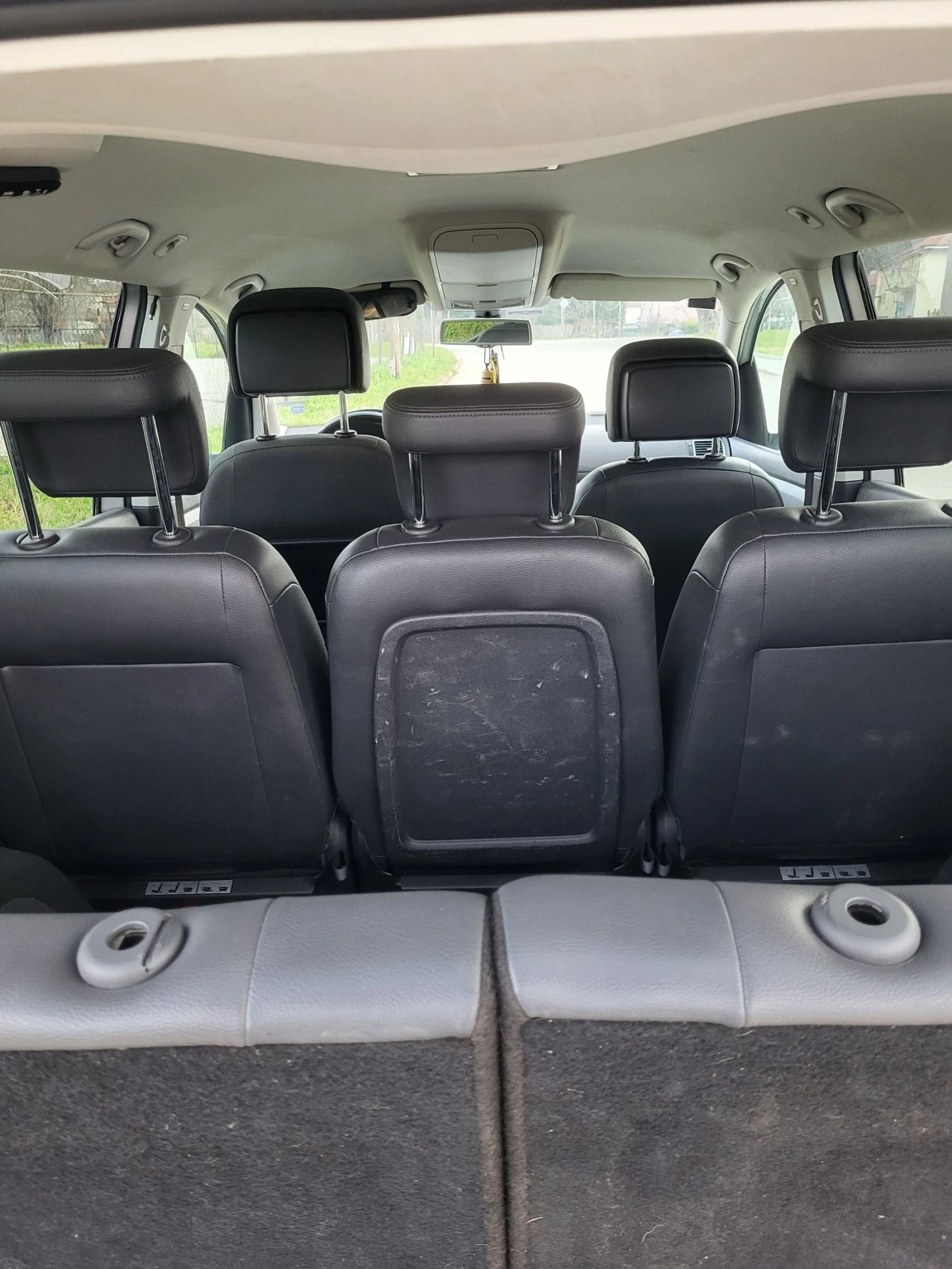VW Touran 1.4метан - изображение 7 | Auto.bg VW Touran 1.4метан - изображение 7