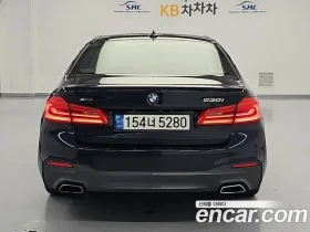 BMW 530 xDrive M Sport Package Plus / АВТОКРЕДИТ | Auto.bg — изображение 3 BMW 530 xDrive M Sport Package Plus / АВТОКРЕДИТ | Auto.bg — изображение 3