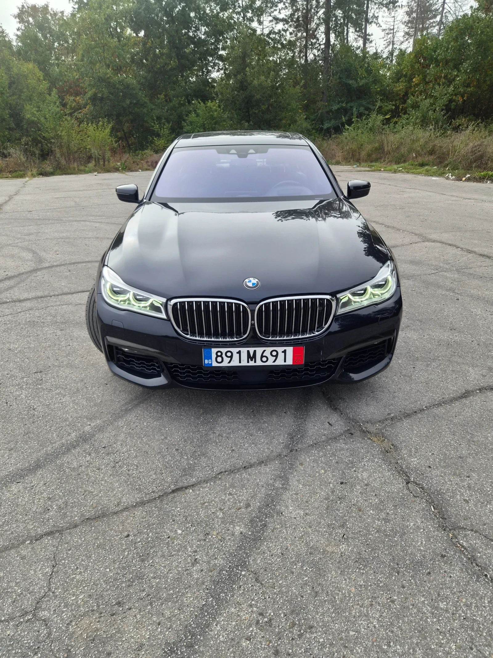 BMW 750 undefined | Auto.bg — изображение 1 BMW 750 undefined | Auto.bg — изображение 1