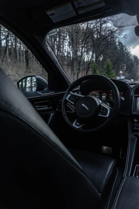 Jaguar F-PACE Jaguar F-Pace S 82300KM/ACC/Alcantara/ponorama/Ful - 25999 € / 50849.62 лв. - 37014162 9 | Car24.bg Jaguar F-PACE Jaguar F-Pace S 82300KM/ACC/Alcantara/ponorama/Ful - 25999 € / 50849.62 лв. - 37014162 9
