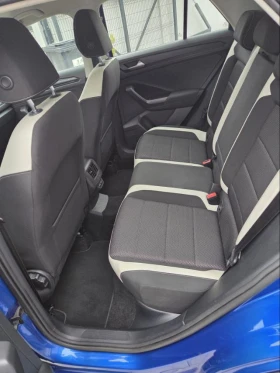 VW T-Roc Highline 2.0TDI 4X4 - 17500 € / 34227.03 лв. - 57183122 17 | Car24.bg VW T-Roc Highline 2.0TDI 4X4 - 17500 € / 34227.03 лв. - 57183122 17