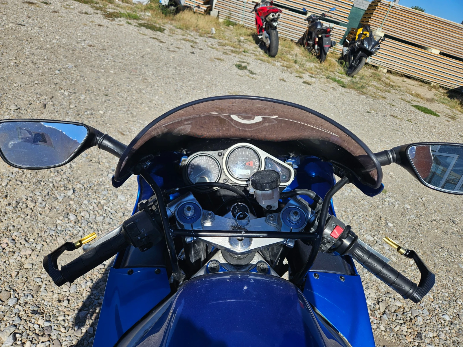 Kawasaki Zxr Лизинг Бартер - изображение 6 | Auto.bg Kawasaki Zxr Лизинг Бартер - изображение 6