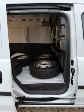 Opel Combo 1.4/90кс Климатик - 4300 лв. / 2198.56 € - 15213947 12 | Car24.bg Opel Combo 1.4/90кс Климатик - 4300 лв. / 2198.56 € - 15213947 12