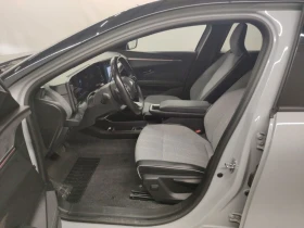 Renault Megane E-Tech Techno R220 Navi LED 92.68% SoH | Auto.bg — изображение 7 Renault Megane E-Tech Techno R220 Navi LED 92.68% SoH | Auto.bg — изображение 7