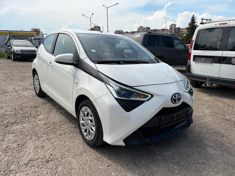 Toyota Aygo 1.0 VVT-i 35200km - 8299 € / 16231.43 лв. - 14254556 1 | Car24.bg Toyota Aygo 1.0 VVT-i 35200km - 8299 € / 16231.43 лв. - 14254556 1
