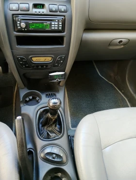 Hyundai Santa fe 2.4 Бензин Климатроник Нови гуми Кожа Подгреви | Auto.bg — изображение 6 Hyundai Santa fe 2.4 Бензин Климатроник Нови гуми Кожа Подгреви | Auto.bg — изображение 6
