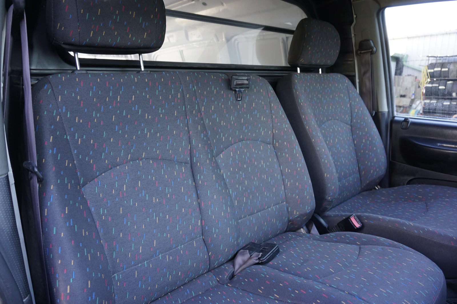 Hyundai H1 2.5TDI - изображение 10 | Auto.bg Hyundai H1 2.5TDI - изображение 10
