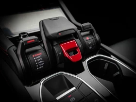 Lamborghini Urus SE/FACELIFT/PLUGIN/NERO HELENE/SENSONUM/PANO/STYLE - 305980 € / 598444.86 лв. - 89580370 11 | Car24.bg Lamborghini Urus SE/FACELIFT/PLUGIN/NERO HELENE/SENSONUM/PANO/STYLE - 305980 € / 598444.86 лв. - 89580370 11