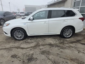 Mitsubishi Outlander * 360* ПАНО* KEYLESS* Camera* ПОДГРЕВ* - 14900 € / 29141.87 лв. - 52474510 3 | Car24.bg Mitsubishi Outlander * 360* ПАНО* KEYLESS* Camera* ПОДГРЕВ* - 14900 € / 29141.87 лв. - 52474510 3