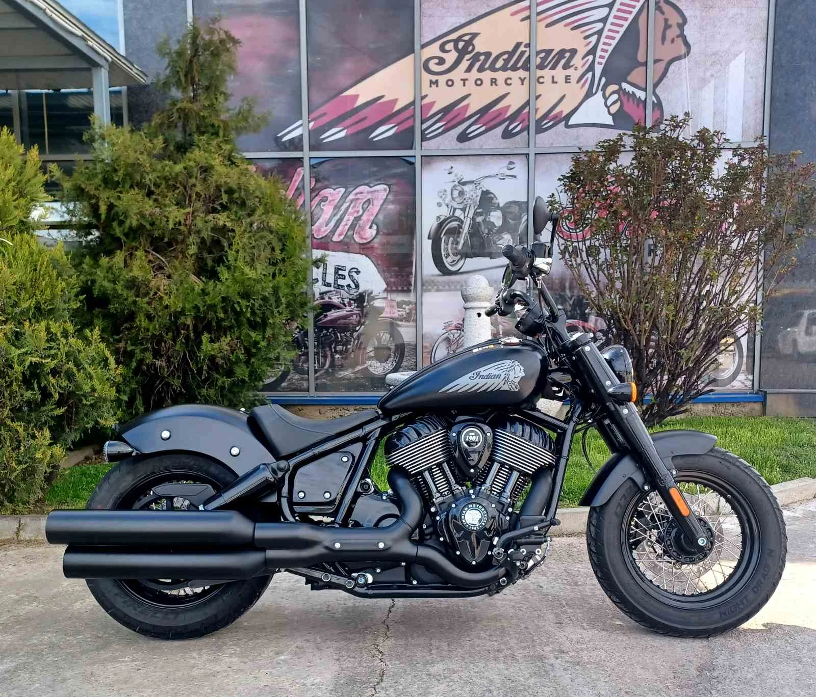 Indian Chief Bobber Dark Horse | Auto.bg — изображение 1 Indian Chief Bobber Dark Horse | Auto.bg — изображение 1