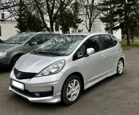 Honda Jazz 1.4i Si Facelift, 21 500km., CarPlay и AndroidAuto - Car24.bg Honda Jazz 1.4i Si Facelift, 21 500km., CarPlay и AndroidAuto