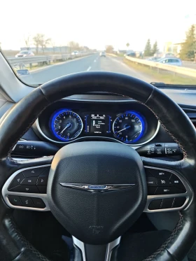 Chrysler Pacifica 2020 - 17600 € / 34422.61 лв. - 31743097 16 | Car24.bg Chrysler Pacifica 2020 - 17600 € / 34422.61 лв. - 31743097 16