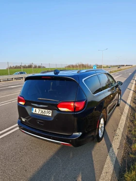 Chrysler Pacifica 2020 - 17600 € / 34422.61 лв. - 31743097 15 | Car24.bg Chrysler Pacifica 2020 - 17600 € / 34422.61 лв. - 31743097 15