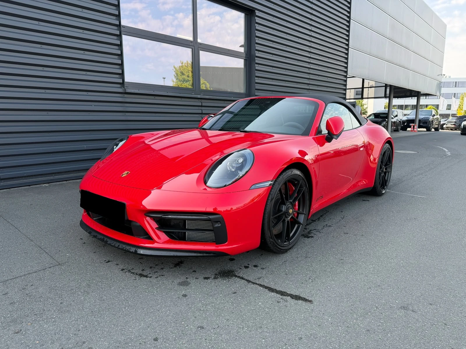 Porsche 911 Carrera 4 GTS Cabrio | Auto.bg — изображение 1 Porsche 911 Carrera 4 GTS Cabrio | Auto.bg — изображение 1
